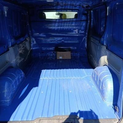 Opel Vivaro 2.5CDTI 140KM 2011 klima